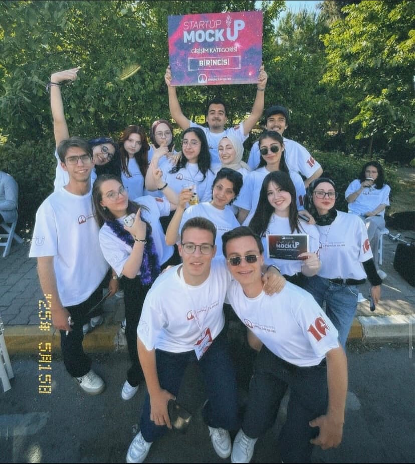 StartUp MockUp final sunumları